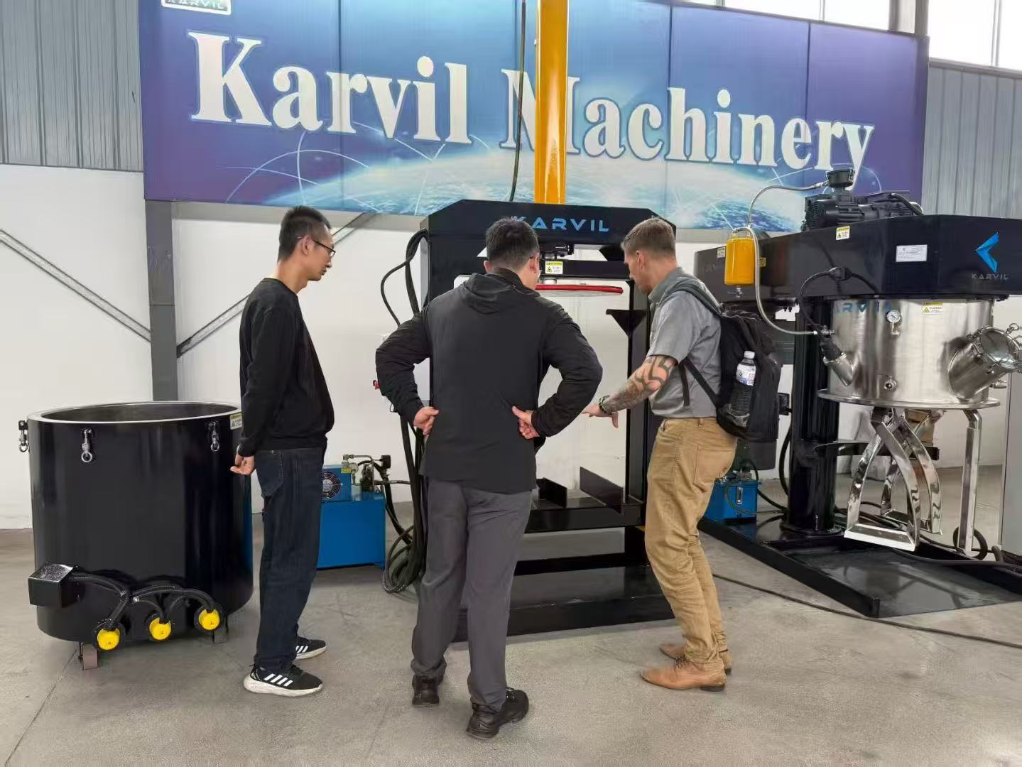 Große Neuigkeiten! Der britische Kunde LIEBT unsere Sigma-Mischer und -Fabrik!