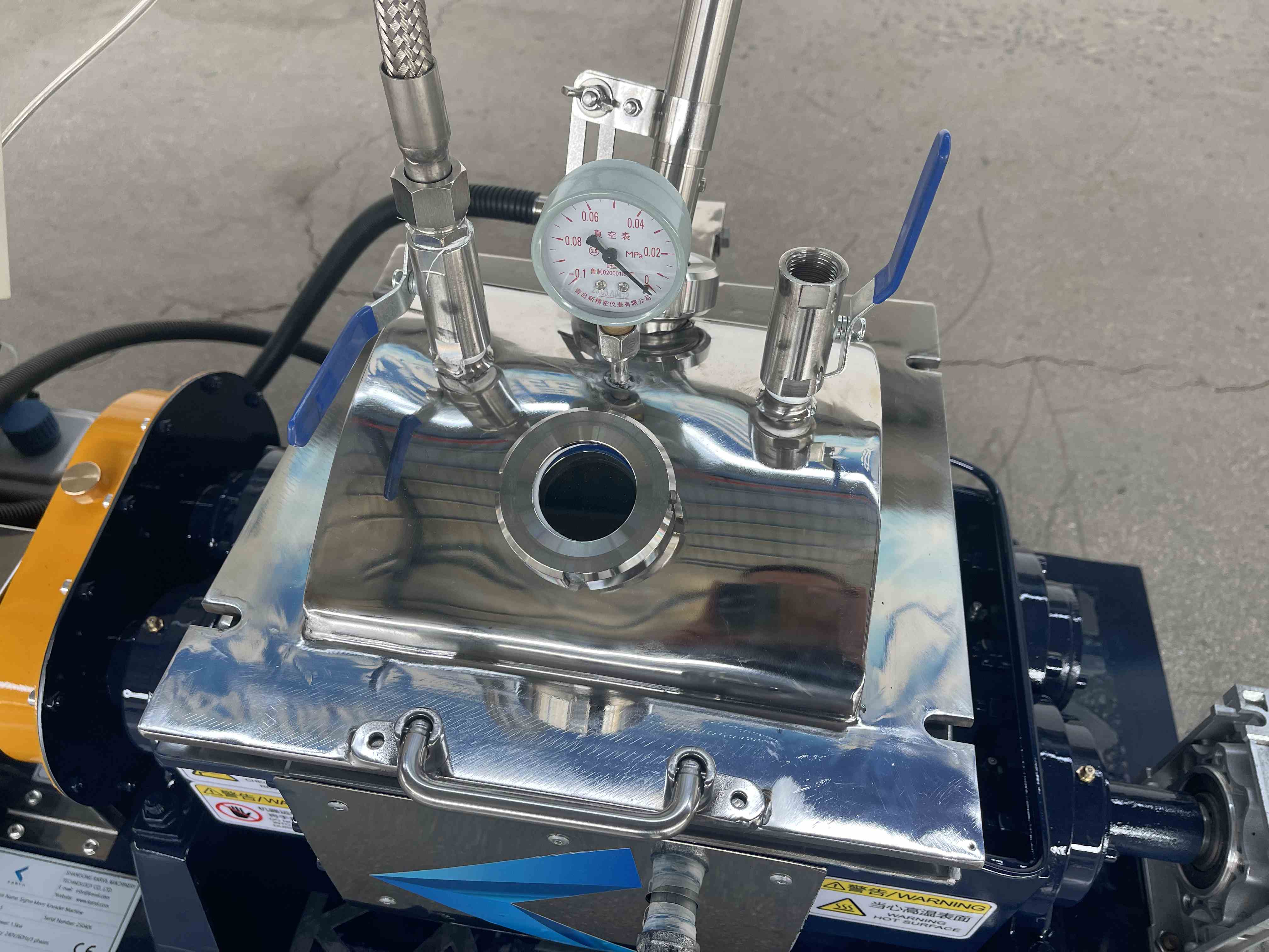 Sigma-Mixer-for-Silicon-Rubber (4)